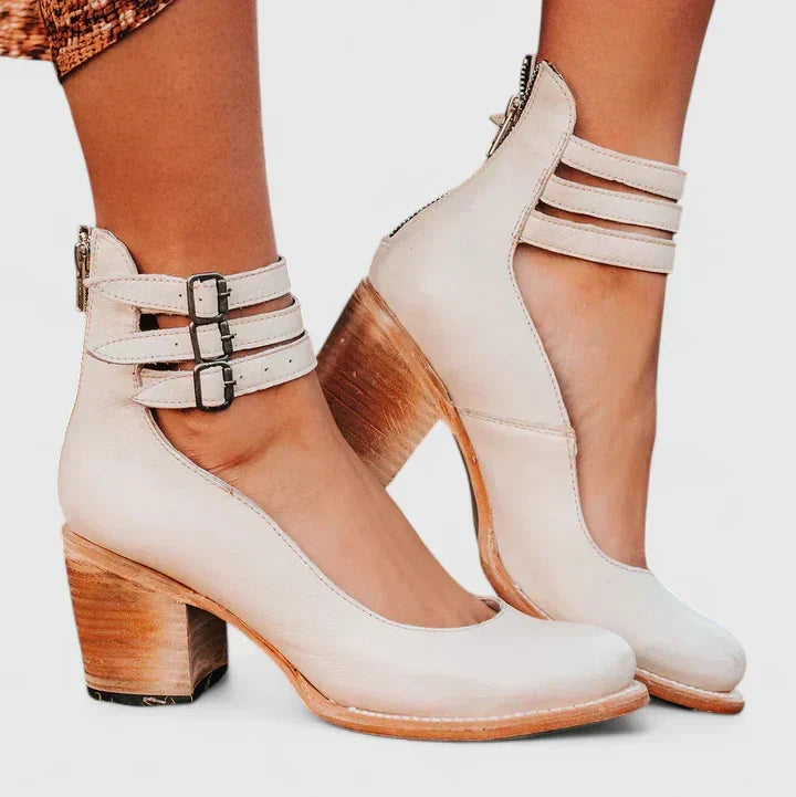Janelis | Elegant Block Heel Pumps
