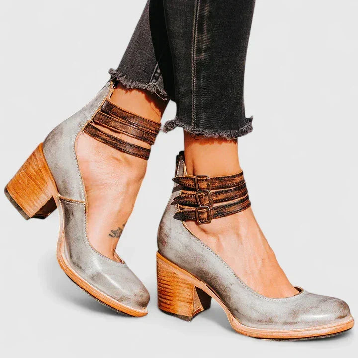 Janelis | Elegant Block Heel Pumps