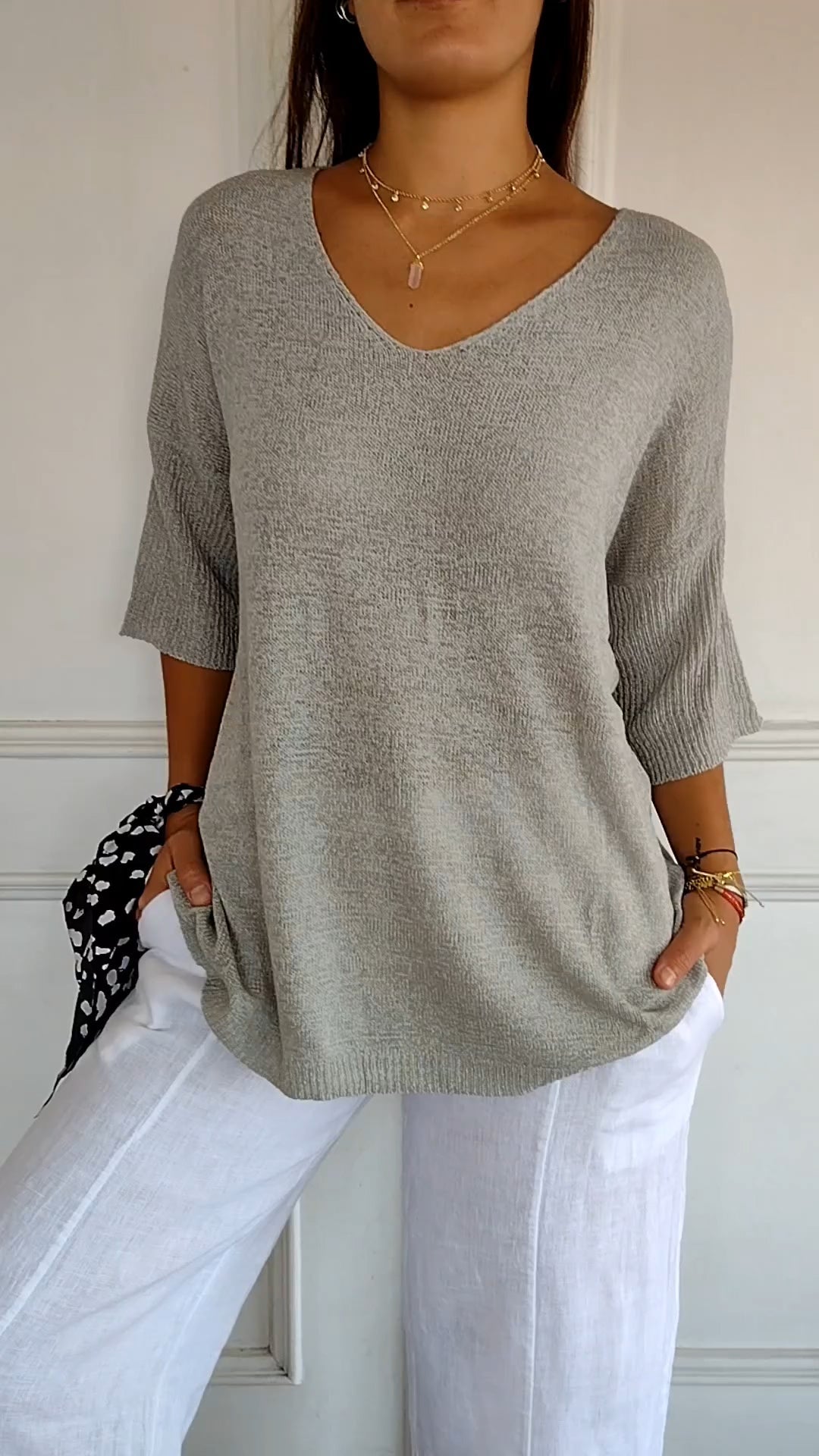 Eva Relaxed V-Neck Tunic Sweater