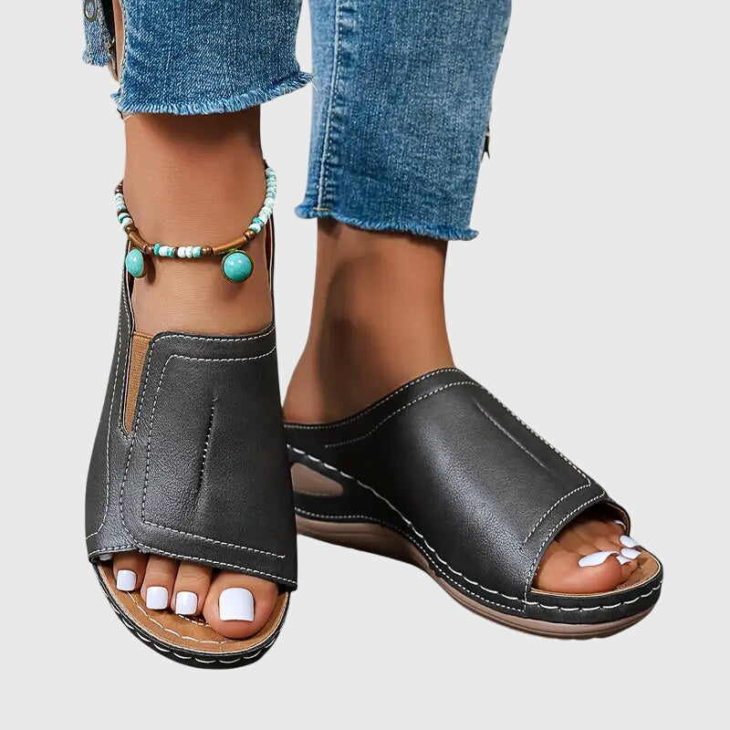 Aretha | Comfortable Flat Sandals