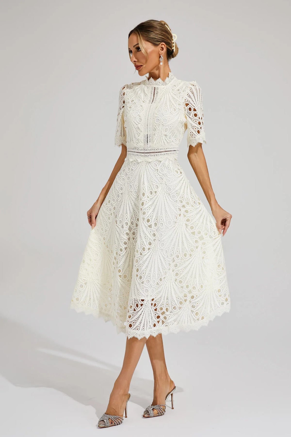 Jasmin Chic Lace Midi Dress