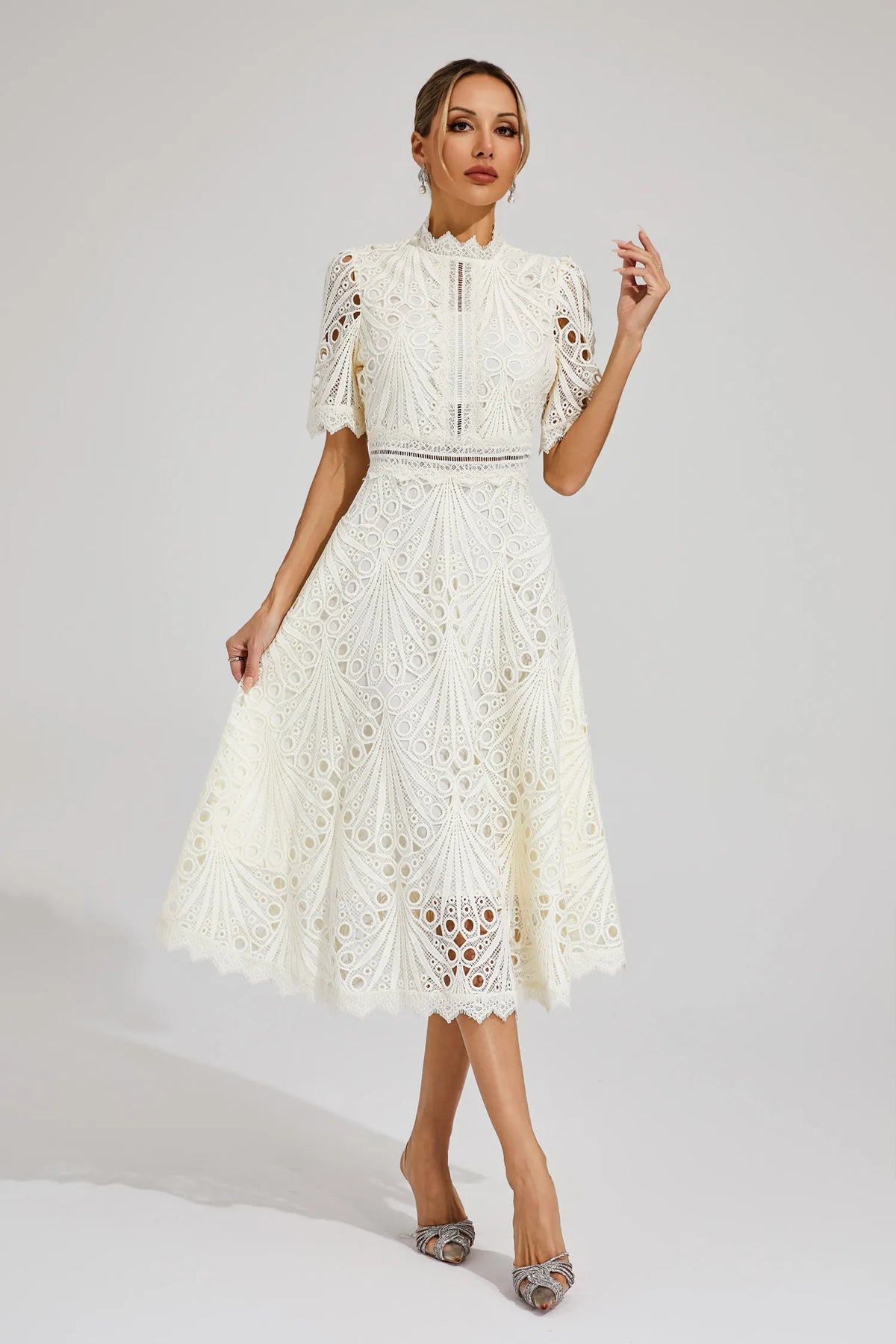 Jasmin Chic Lace Midi Dress