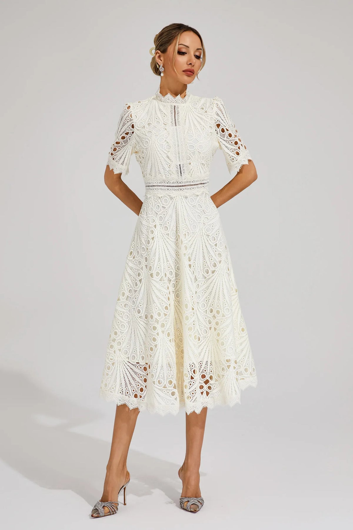 Jasmin Chic Lace Midi Dress