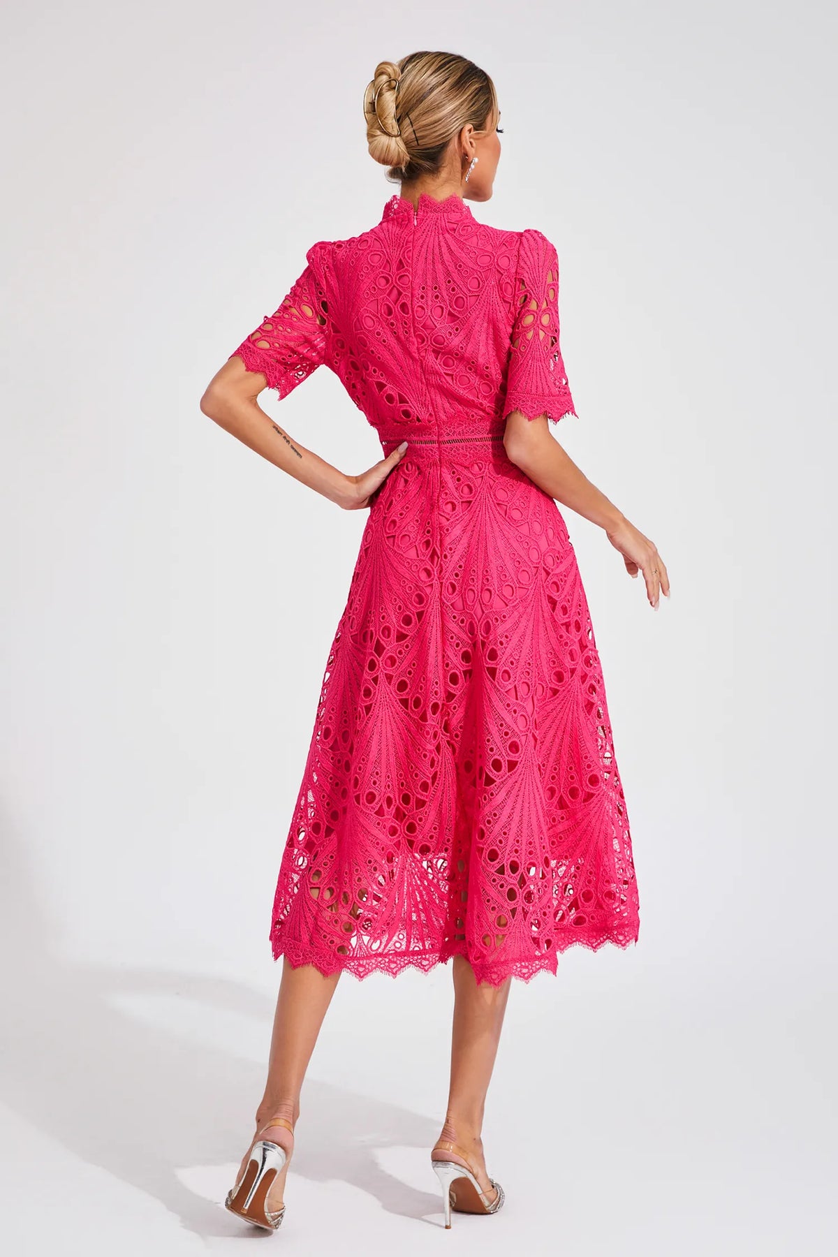 Jasmin Chic Lace Midi Dress