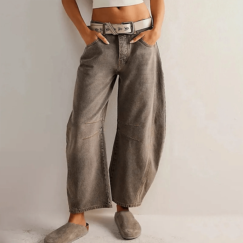 Hanna High-Waist Relaxed Fit Jeans