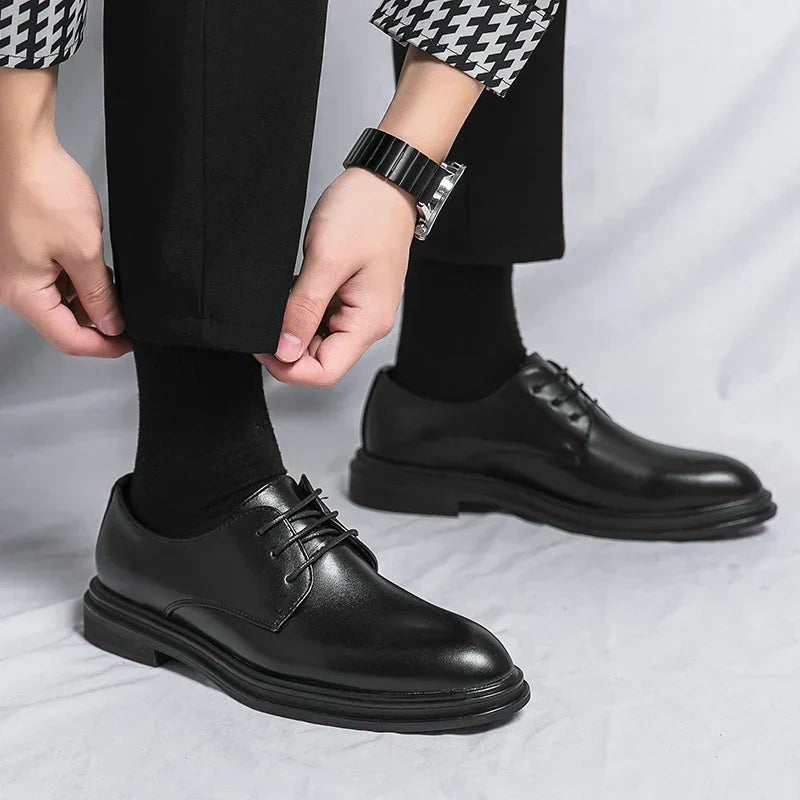 Oliver Glossy Lace-Up Derby Shoes