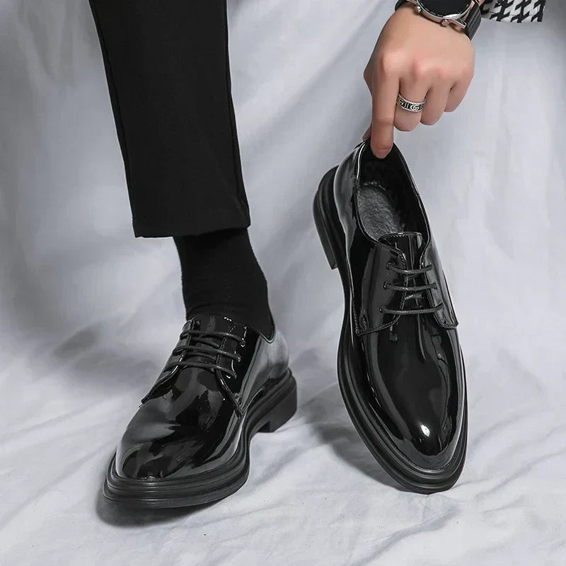 Oliver Glossy Lace-Up Derby Shoes