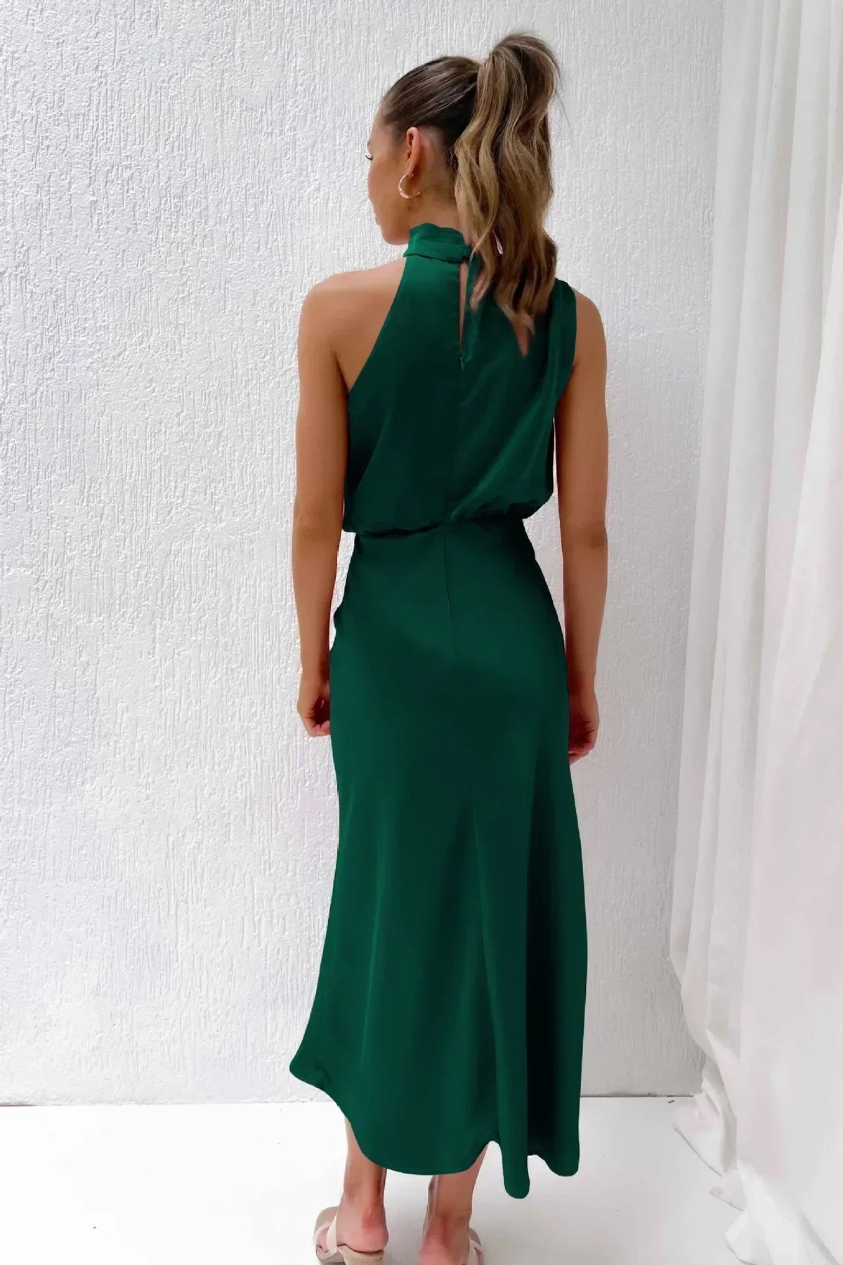 Doris Chic Halter Evening Dress