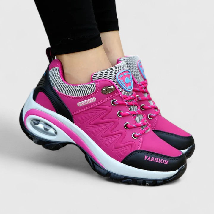 Leslie | Casual Comfortable Lace-Up Sneakers