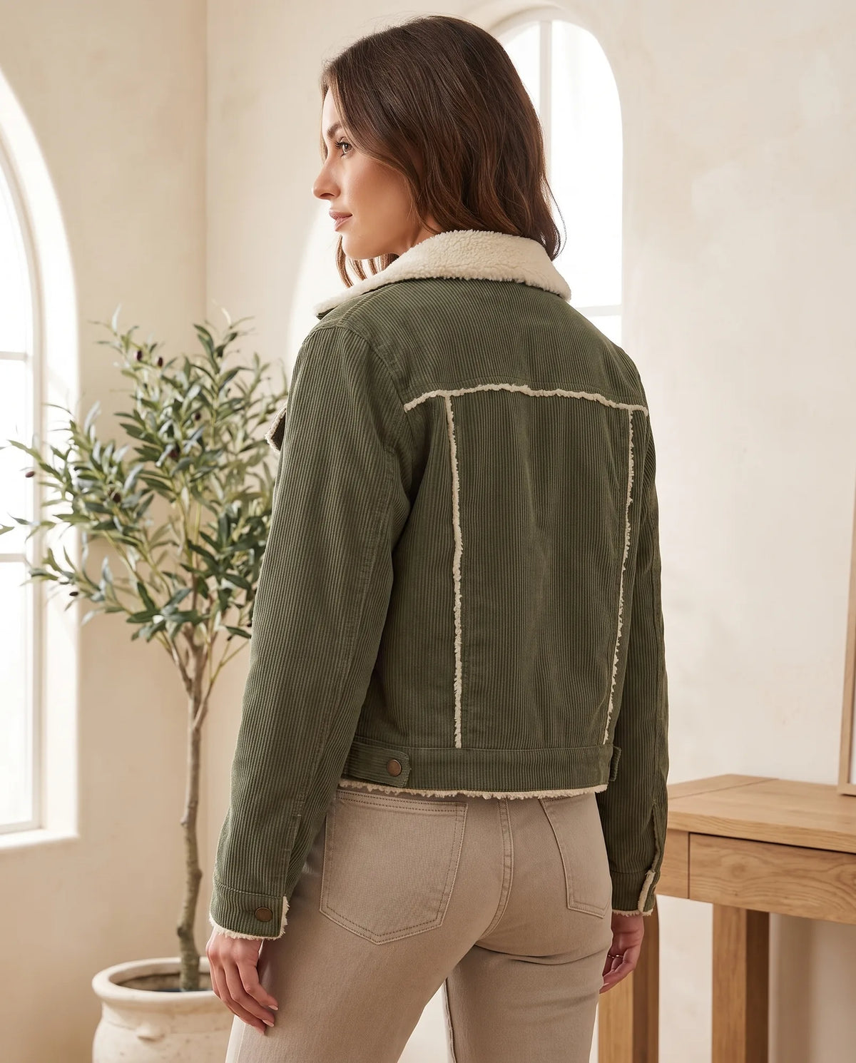 Sage Cropped Trucker Jacket with Plush Collar – Army Green