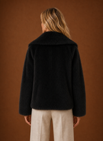 Women's Faux Fur Coat - Winter Jacket | Areleon