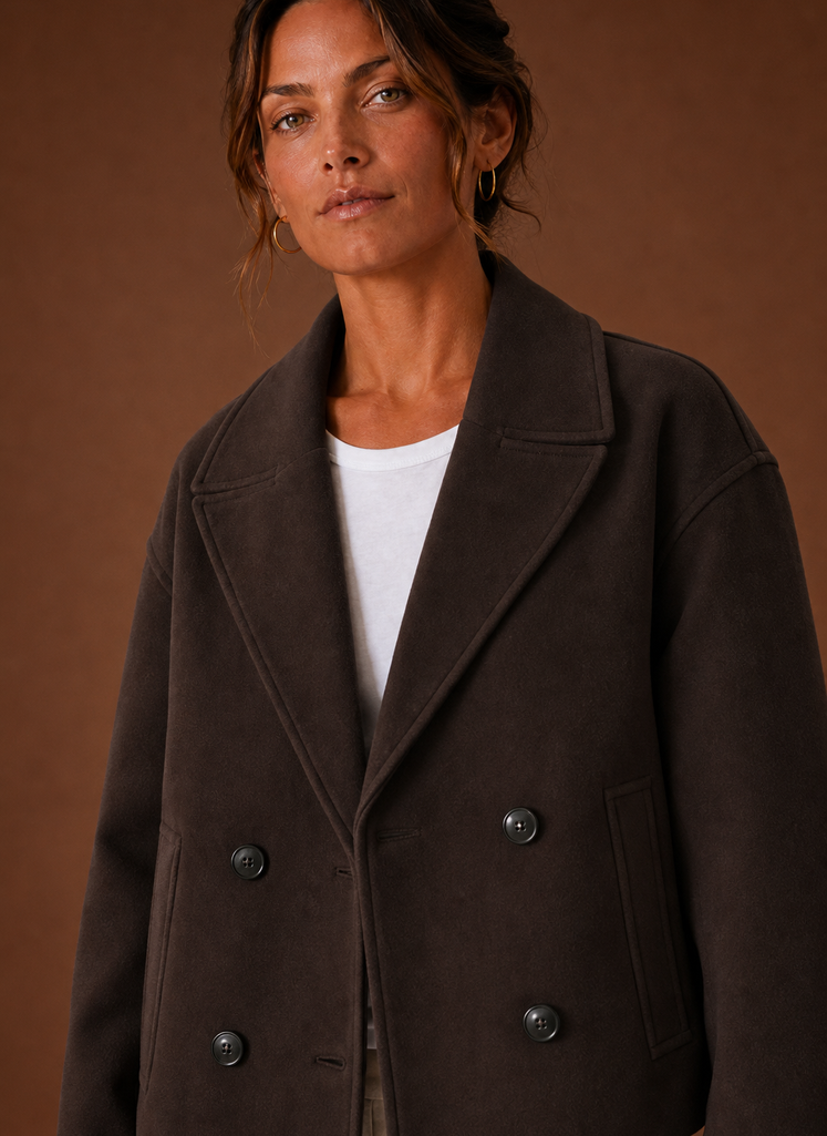 Women's Double-Breasted Cropped Coat - Wide Lapel Jacket | Areleon
