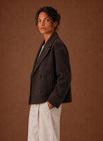 Women's Double-Breasted Cropped Coat - Wide Lapel Jacket | Areleon