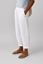 Mia Relaxed Straight-Leg Side-Pocket Pants
