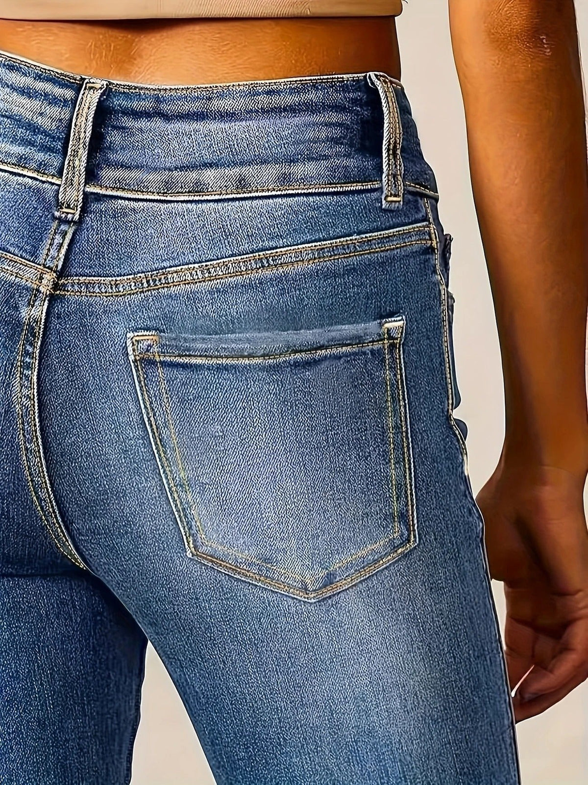 Annika High-Waist Flared Jeans