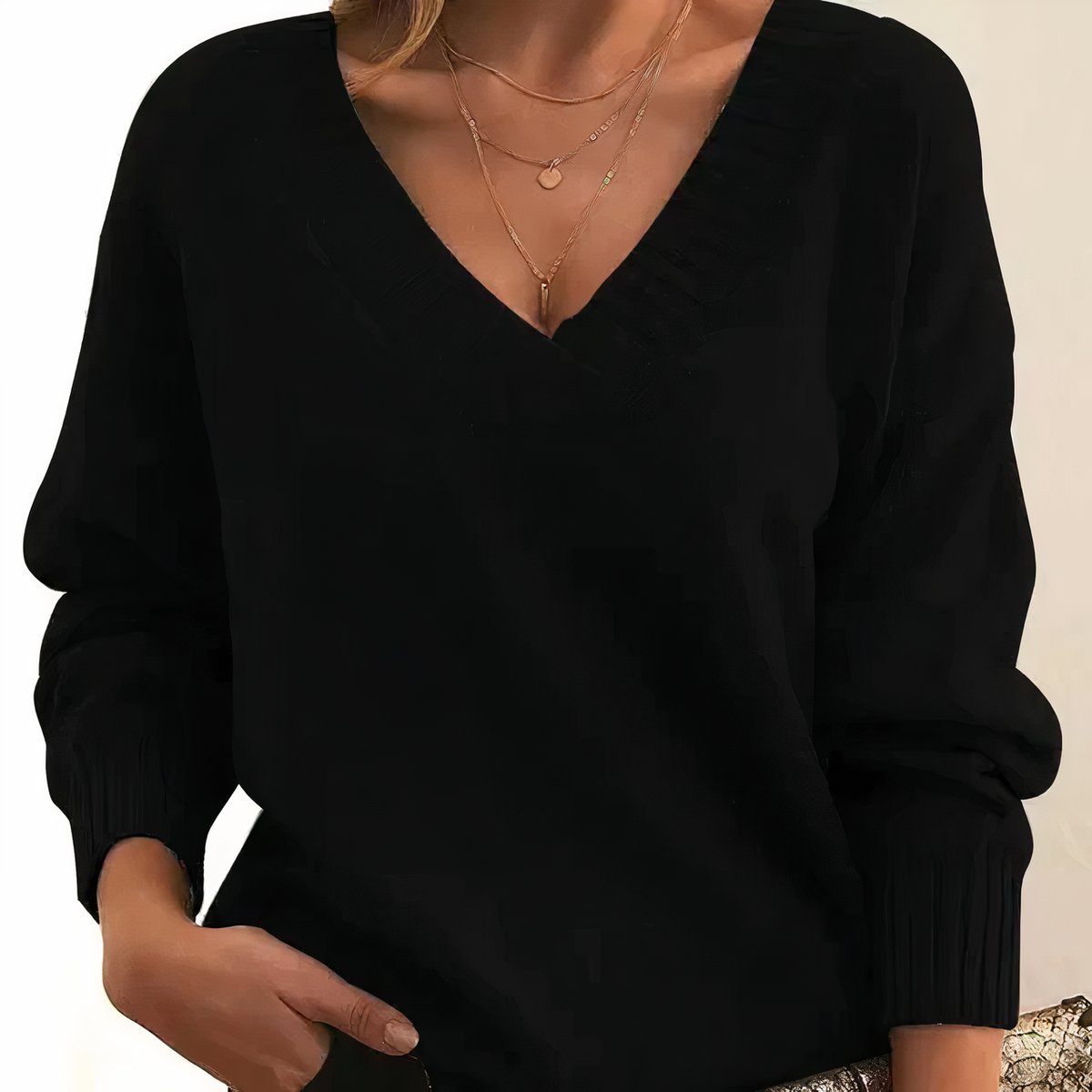 Greta Long-Sleeve V-Neck Cashmere-Blend Sweater