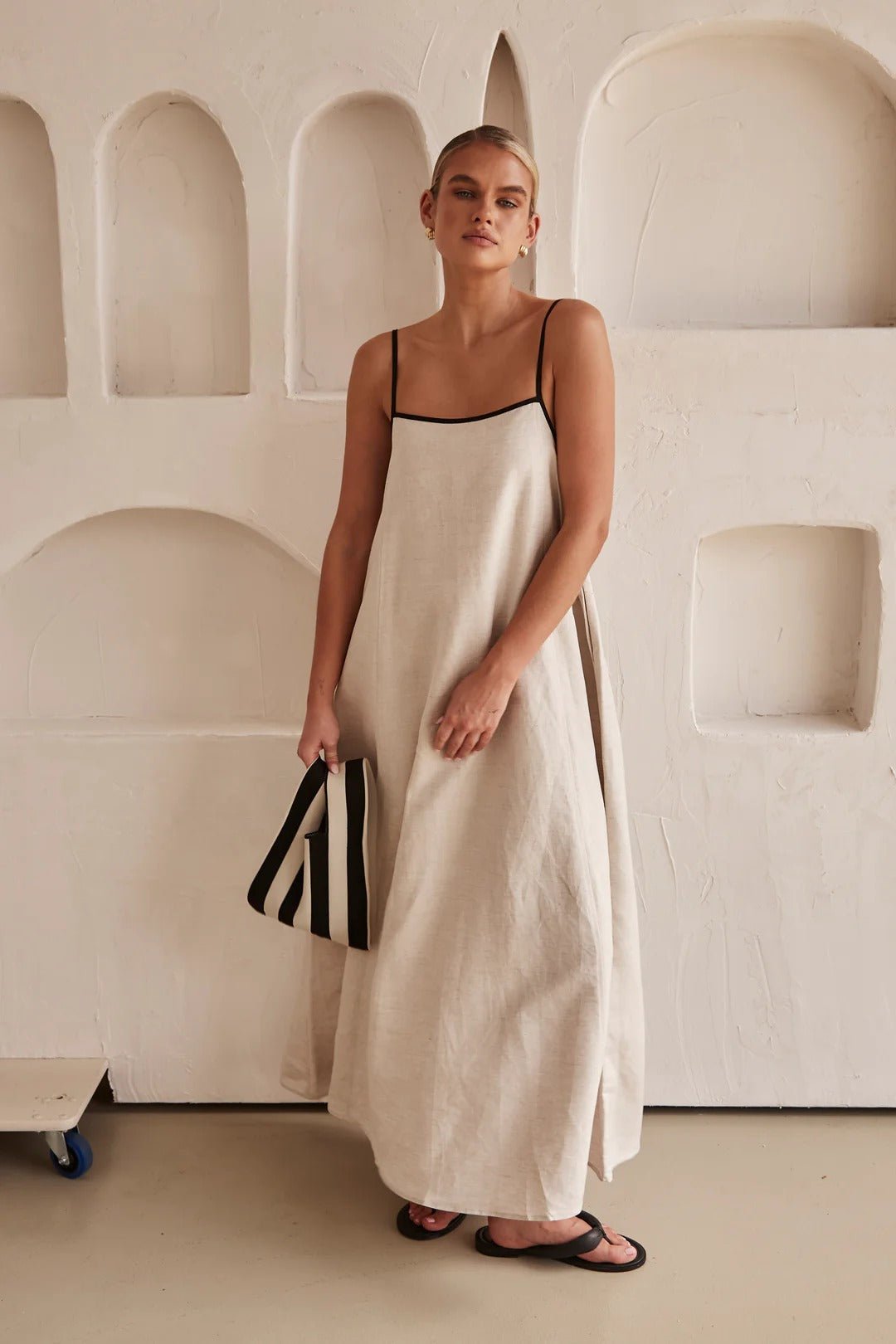 Hannah Linen Trapeze Maxi Dress with Adjustable Straps