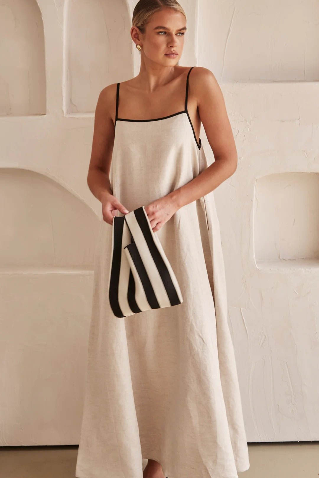 Hannah Linen Trapeze Maxi Dress with Adjustable Straps