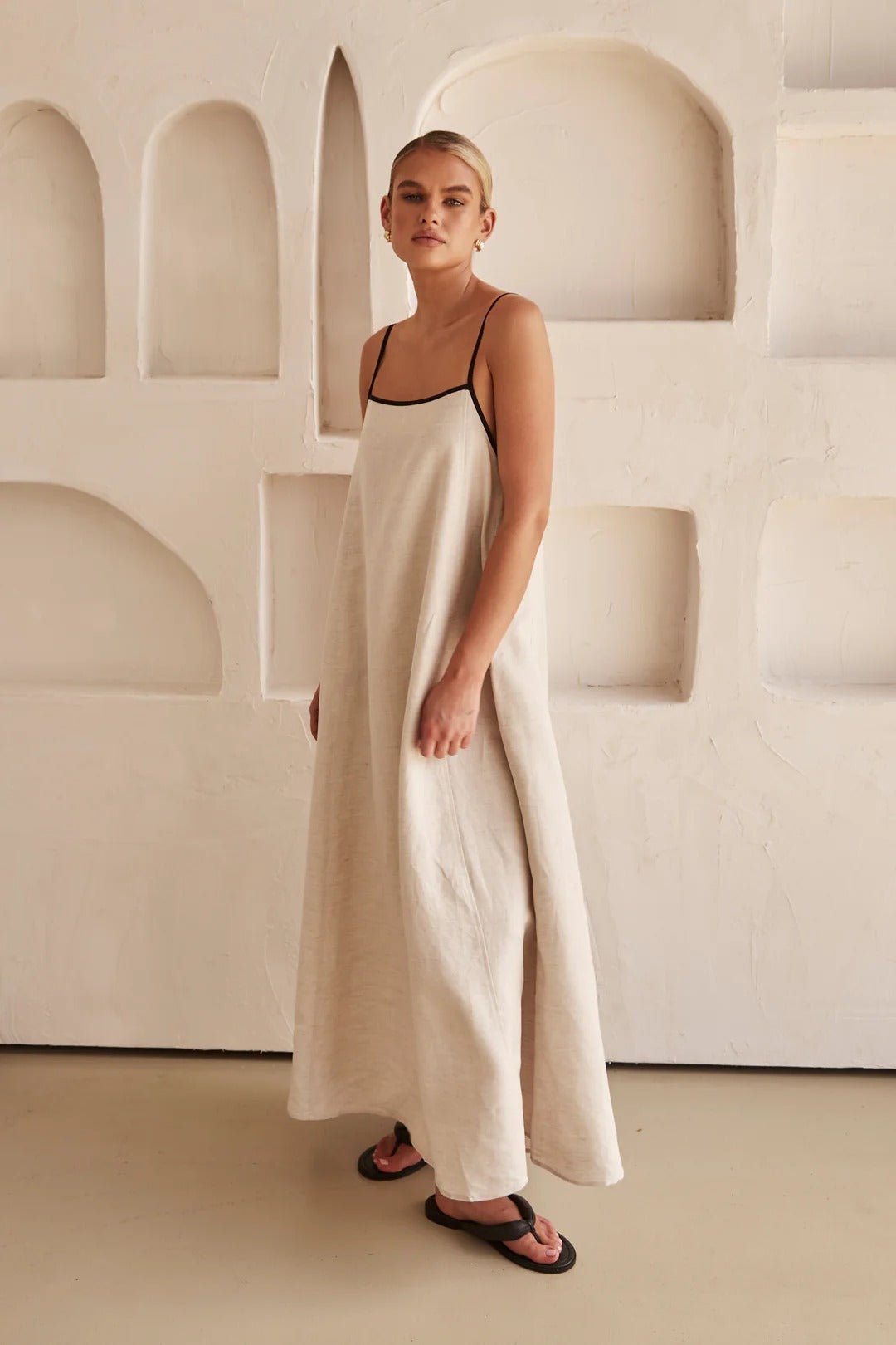 Hannah Linen Trapeze Maxi Dress with Adjustable Straps