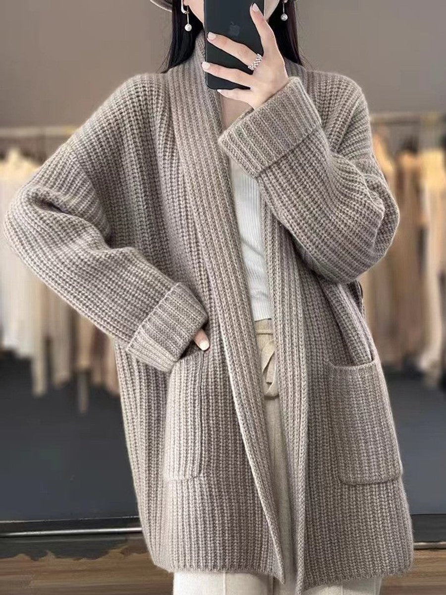 Elisabeth Oversized V-Neck Knit Cardigan with Pockets