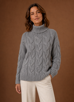 Women's Cable Knit Sweater - Pullover Knitwear | Areleon