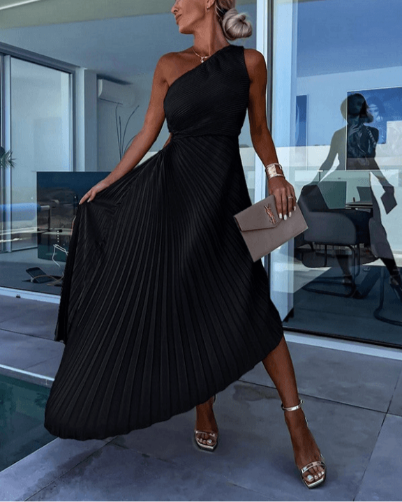 Hanna Pleated One-Shoulder Maxi Dress