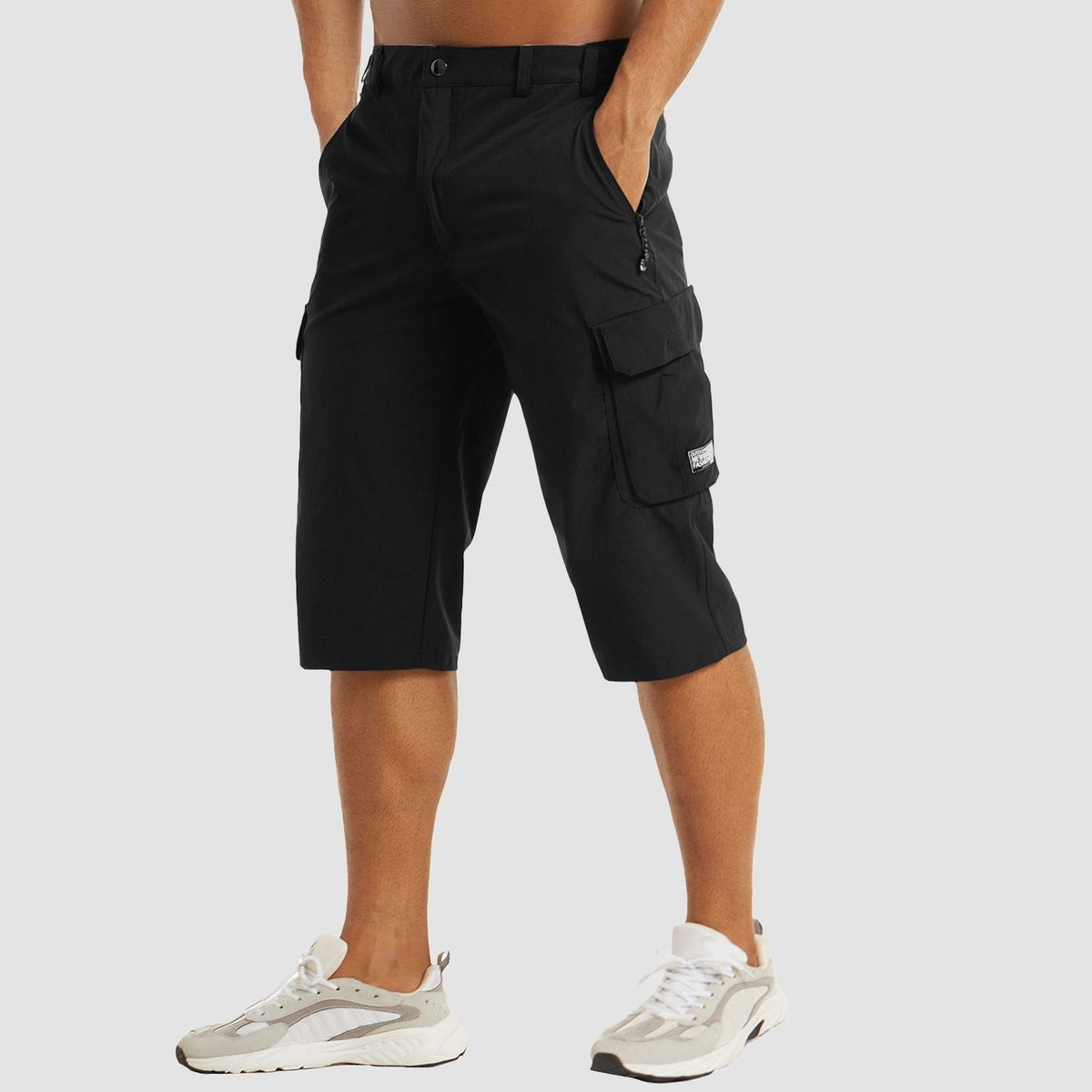 Alexander Knee-Length Cargo Shorts with Side Pockets