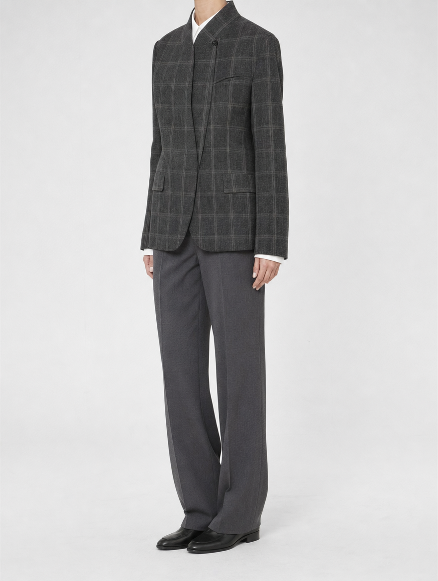 Quenby Plaid Blazer worn, side