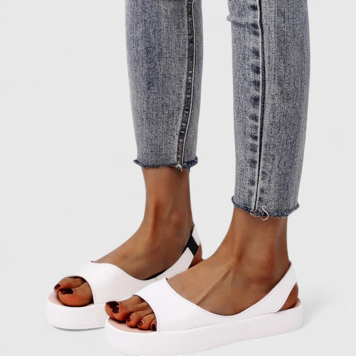 Emrynn | Comfortable Flat Sandals