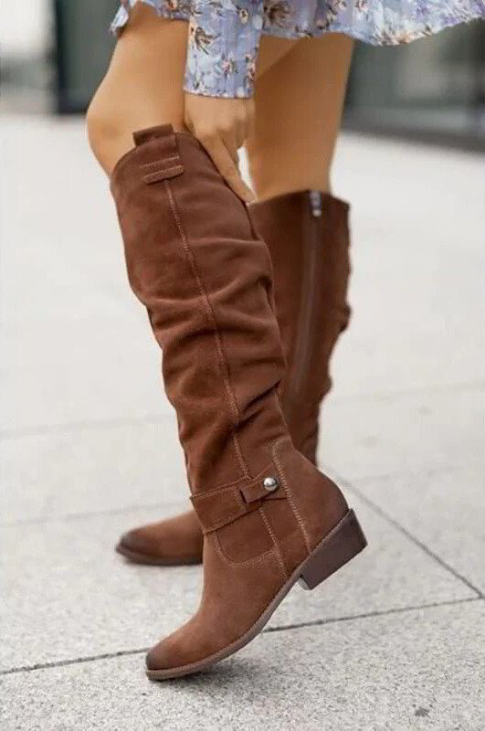Lara Knee-High Flat Boots