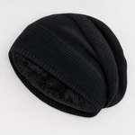 Ravensworth Lined Slouch Beanie in black, product shot