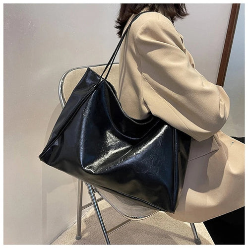 Annika Retro Faux Leather Tote Bag
