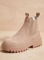 Greta Platform Chelsea Boots