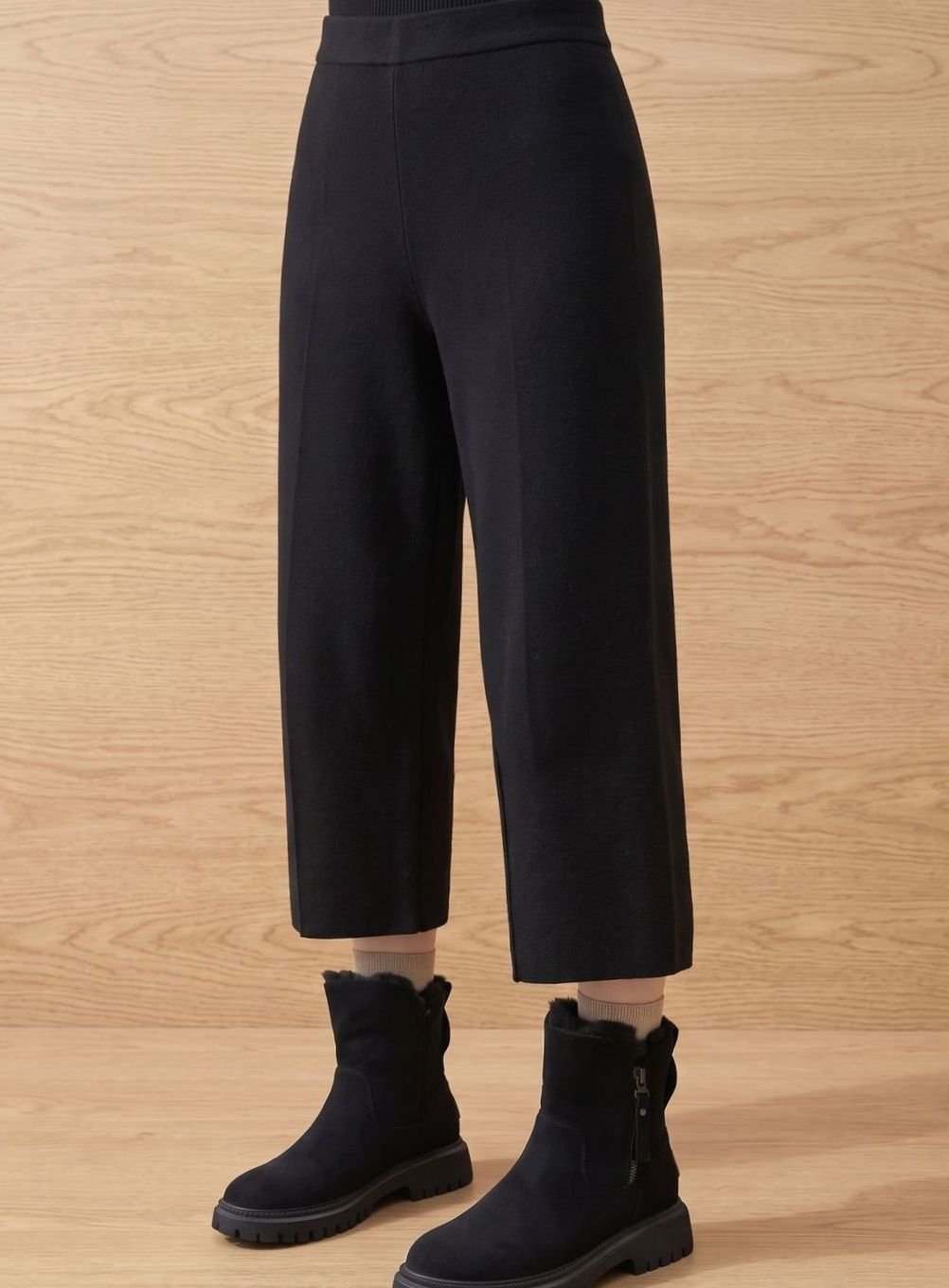 Leonie Fur-Lined Suede Winter Boots