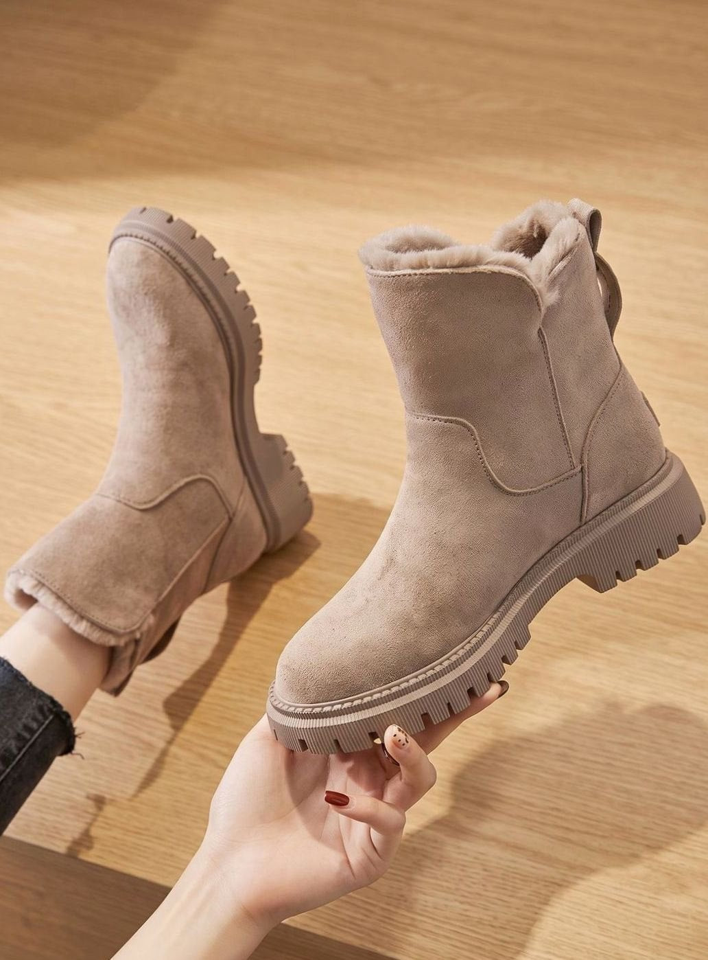 Leonie Fur-Lined Suede Winter Boots